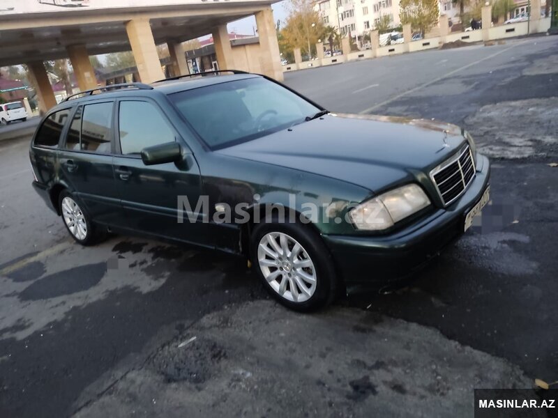 Mercedes 180, 1999 il