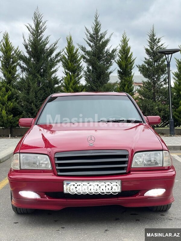 Mercedes C180, 1997 il Mercedes C180, 1997 il