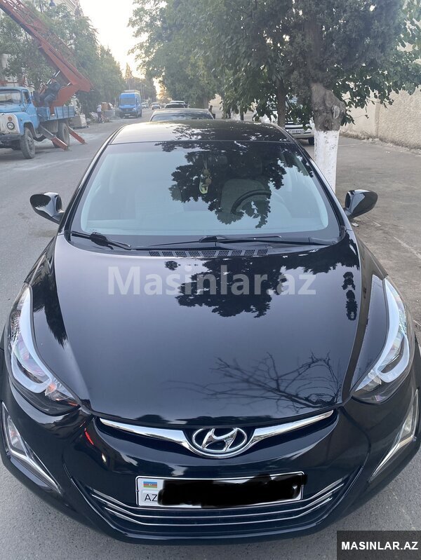 Hyundai Elantra, 2015 il Hyundai Elantra, 2015 il