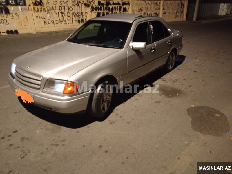 Mercedes C202, 1996 il Mercedes C202, 1996 il