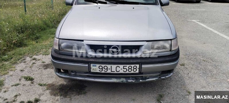 Opel Vektra, 1995 il Opel Vektra, 1995 il