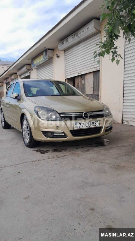 Opel Astra, 2004 il Opel Astra, 2004 il