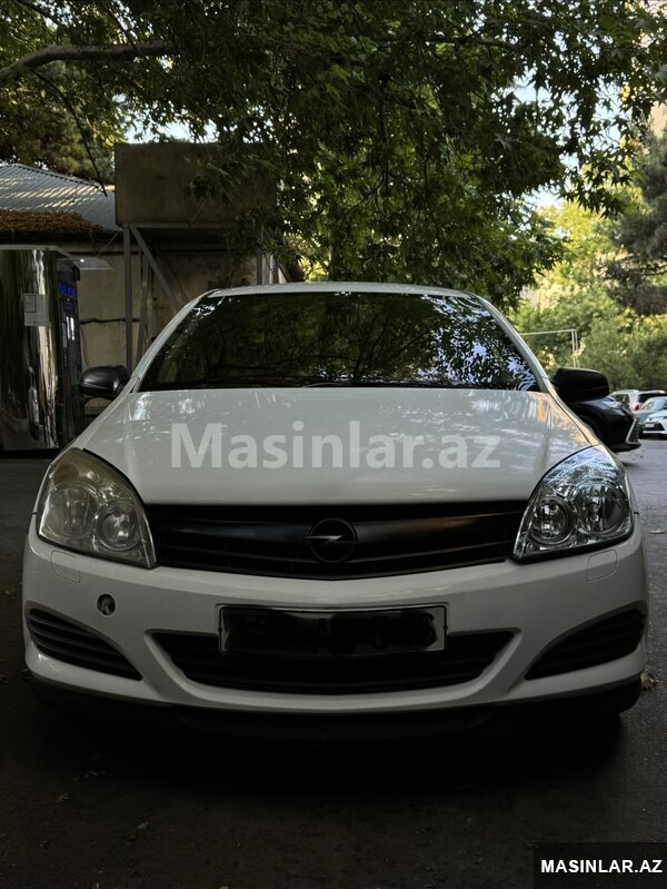 Opel Astra H, 2005 il Opel Astra H, 2005 il