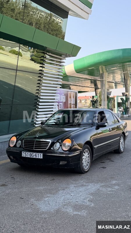 Mercedes E240, 1999 il Mercedes E240, 1999 il