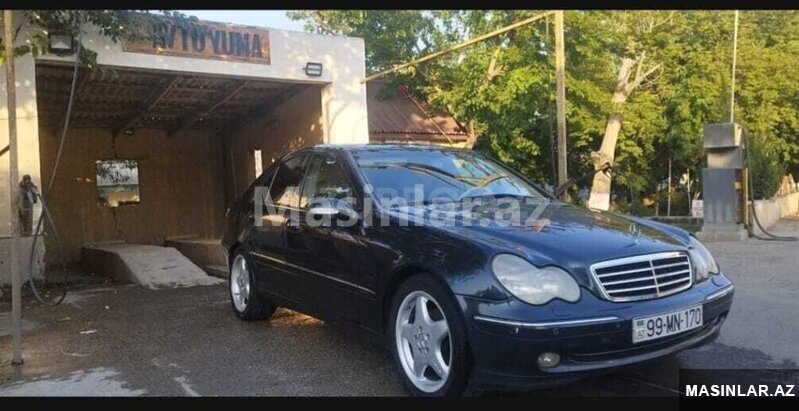 Mercedes 2000, 2000 il Mercedes 2000, 2000 il