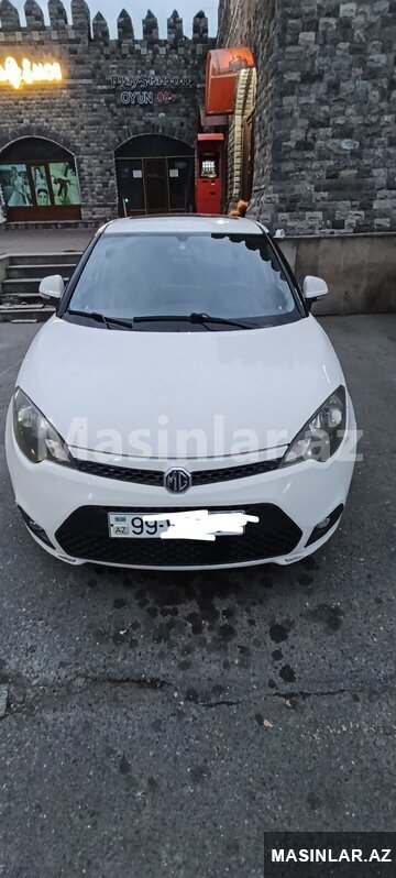 MG 3, 2011 il MG 3, 2011 il