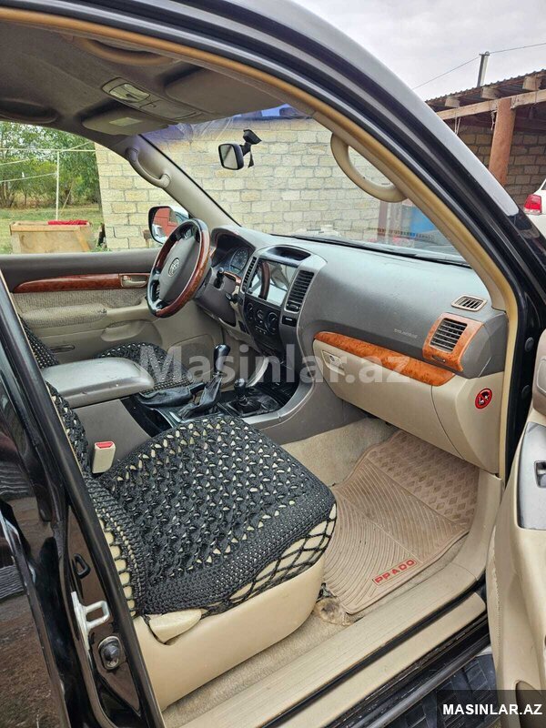 Toyota Prado, 2004 il Toyota Prado, 2004 il