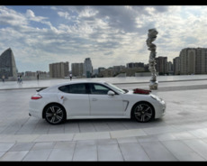 Porsche 4S Panamera, 2016 il