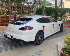 Porsche Panamera Turbo, 2018 il