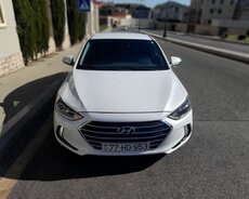 Hyundai Elantra, 2020 il
