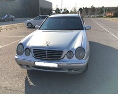 Mercedes E class, 2000 il