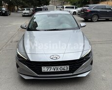 Hyundai Elantra 2023, 2023 il