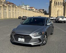 Hyundai Elantra, 2019 il