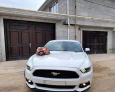 Ford Mustang, 2017 il