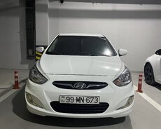 Hyundai Accent, 2012 il