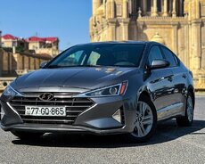 Hyundai Elantra, 2015 il