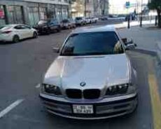 BMW 320, 2000 il