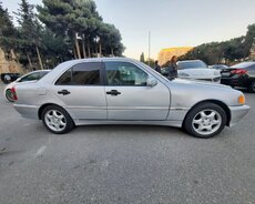 Mercedes C240, 1998 il