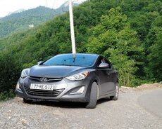 Hyundai Elantra, 2015 il