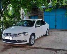 Volkswagen Passat, 2013 il