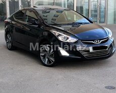 Hyundai Elantra, 2018 il