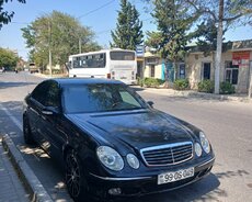 Mercedes E320, 2003 il