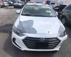 Hyundai Elantra, 2016 il