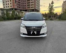 Toyota Noah, 2016 il