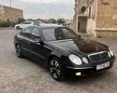 Mercedes E 320, 2003 il