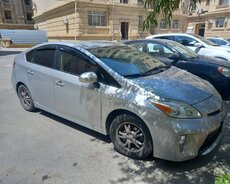 Toyota Prius, 2013 il