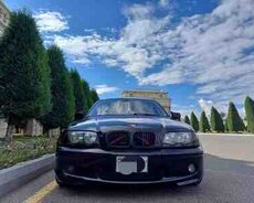 BMW 323, 2000 il