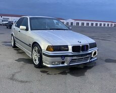 BMW 320, 1992 il