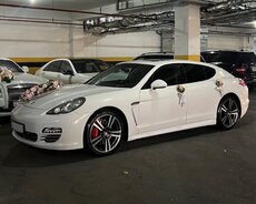 Porsche Panamera 2016, 2016 il