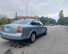 Volkswagen Passat, 2002 il