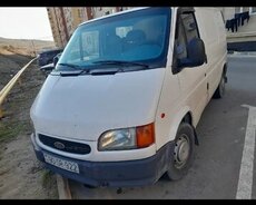 Ford Transit, 2000 il