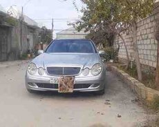 Mercedes E 320, 2003 il