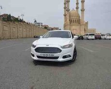 Ford Fusion, 2015 il