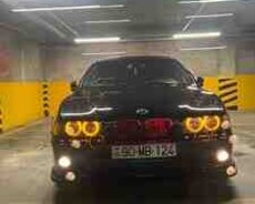 BMW 528, 2001 il