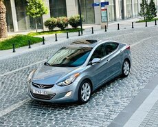 Hyundai Elantra, 2015 il