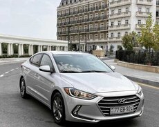 Hyundai Elantra, 2017 il