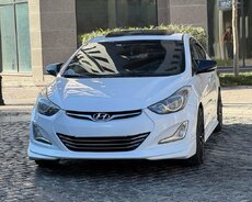 Hyundai Elantra, 2015 il