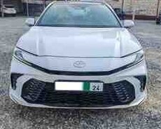 Toyota Camry, 2024 il