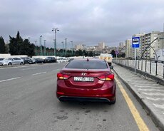Hyundai Elantra, 2015 il