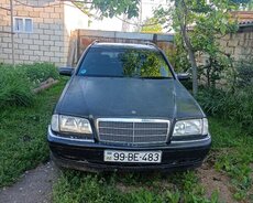 Mercedes C180, 2000 il