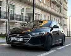 Hyundai Elantra, 2017 il