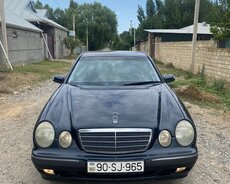 Mercedes E 220, 1999 il