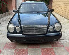 Mercedes E200, 1997 il