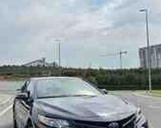 Toyota Camry, 2020 il