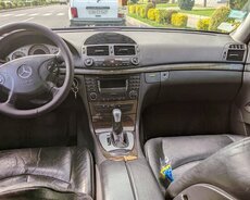 Mercedes E220, 2002 il