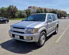 Infiniti QX4, 2002 il